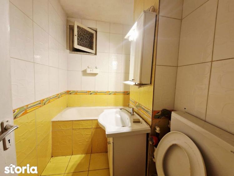 Apartament cu 2 camere semidecomandat în Tei
