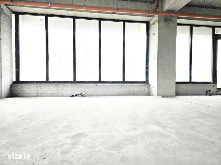 Spațiu comercial, de 100 mp, în Tătărași