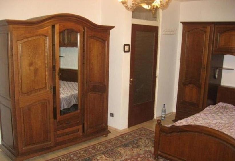 Garsonieră decomandată, mobilată în Crângași