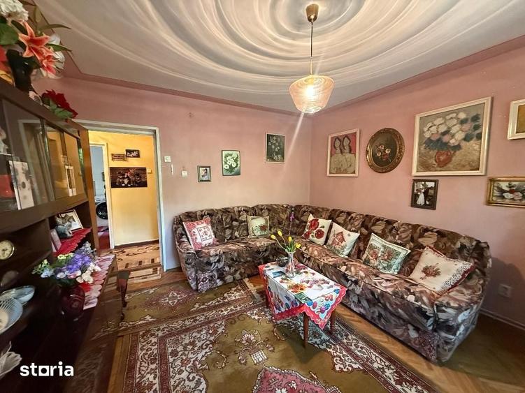 De vanzare Apartament 2 camere, zona Cetate - Spital. - 1