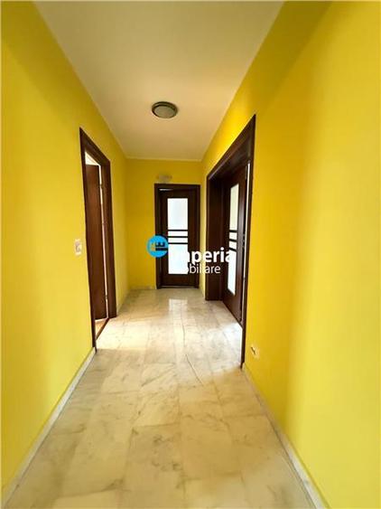 Apartament cu 2 camere decomandat în Aeroport
