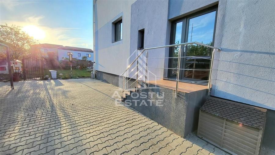 Duplex cu 6 camere cu Canalizare în Buziașului