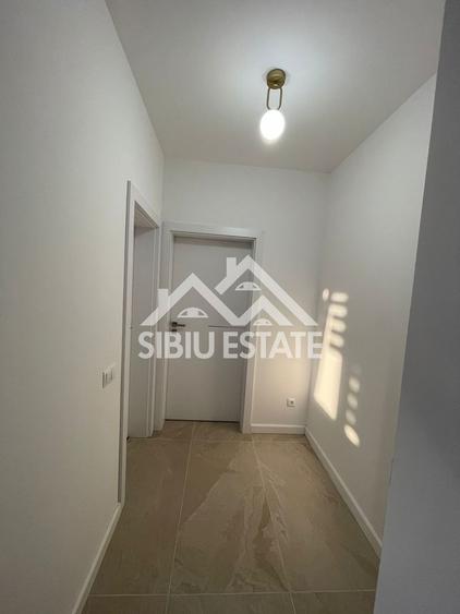 Apartament cu 2 camere semidecomandat, mobilat în Arhitecților - Calea Cisnădiei
