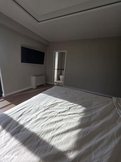 Apartament cu 4 camere, mobilat în Central