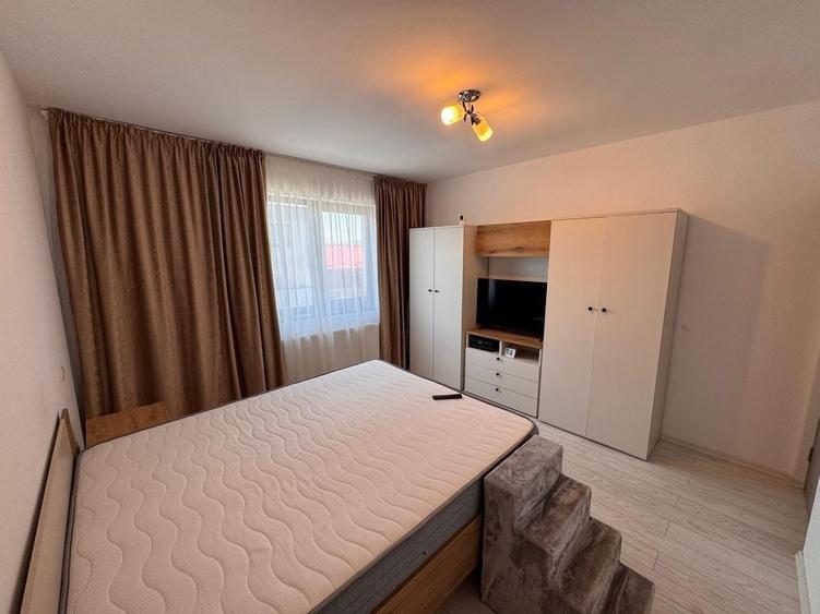 Apartament cu 2 camere decomandat în Florești