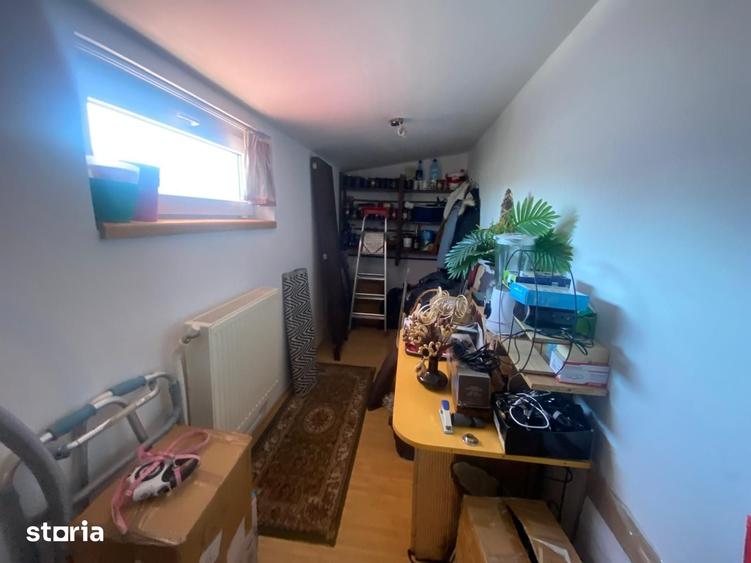 Apartament cu 3 camere în Micro 19