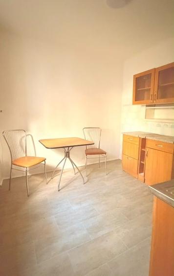 Casă individuală cu 3 camere cu Teren 220 Mp în Domenii