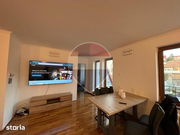 Apartament cu 4 camere în Ultracentral