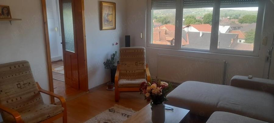 Apartament cu 2 camere nedecomandat în Central