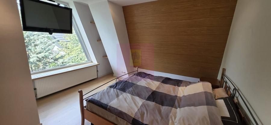 Casă cu 10 camere în Central
