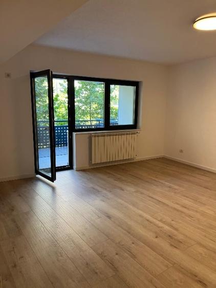 Apartament cu 2 camere semidecomandat, mobilat în Unirii