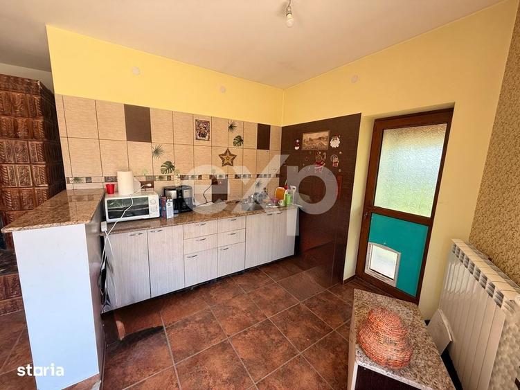Casă cu 4 camere în Central