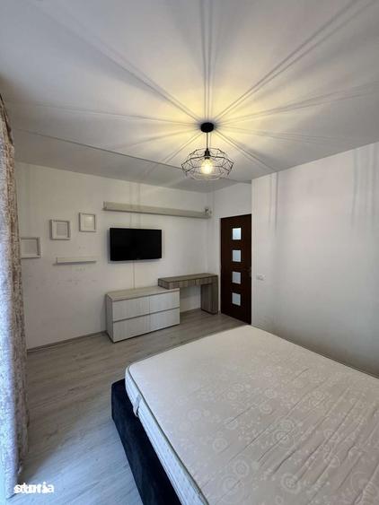 Apartament cu 2 camere decomandat în Metalurgiei