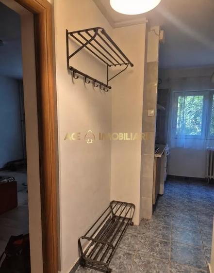 Garsonieră decomandată, mobilată în Lujerului