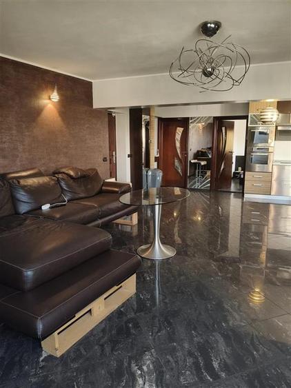 Apartament cu 2 camere decomandat în Barieră