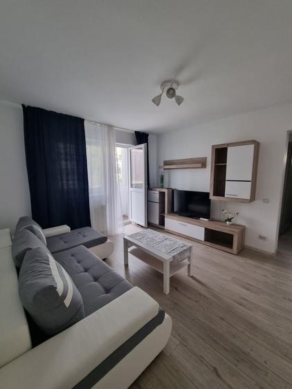 Apartament cu 2 camere semidecomandat în Central
