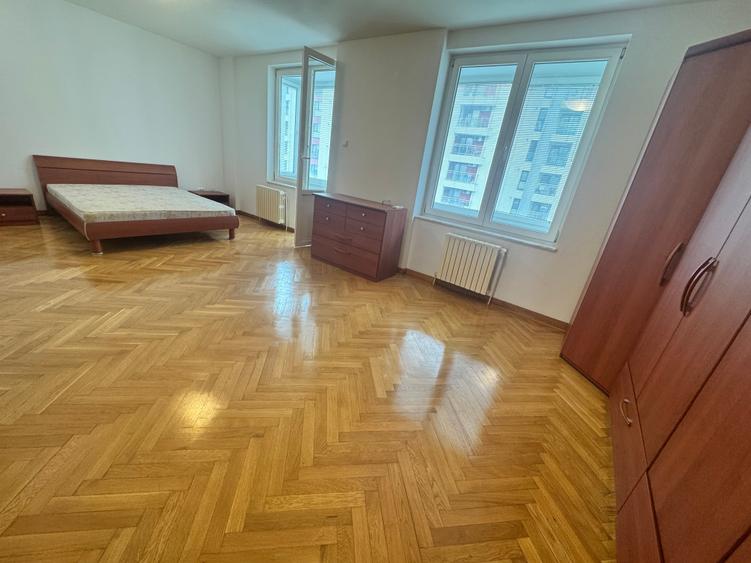 Apartament cu 2 camere decomandat în Calea Plevnei