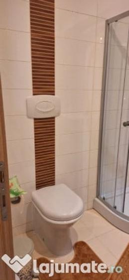 Apartament cu 2 camere decomandat în Vitan