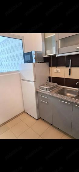 Apartament cu 2 camere semidecomandat în Roșu
