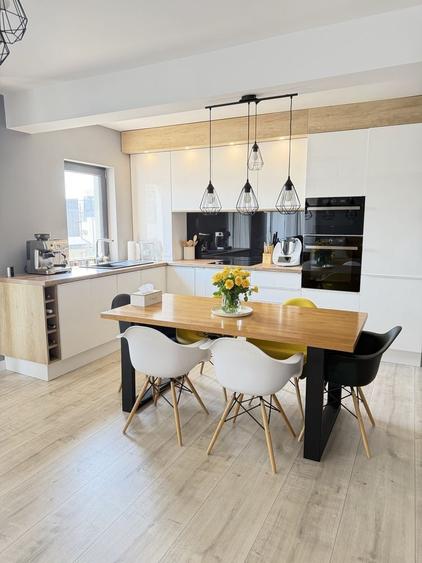 Apartament cu 3 camere decomandat în Baciu