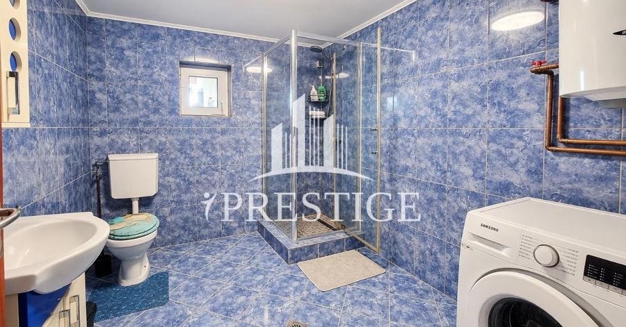 Casă individuală cu 4 camere cu Canalizare în Poplaca