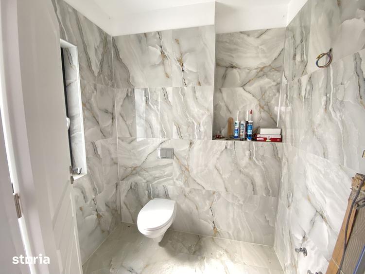 Casă cu 5 camere cu Teren 322 Mp în Săcălaz