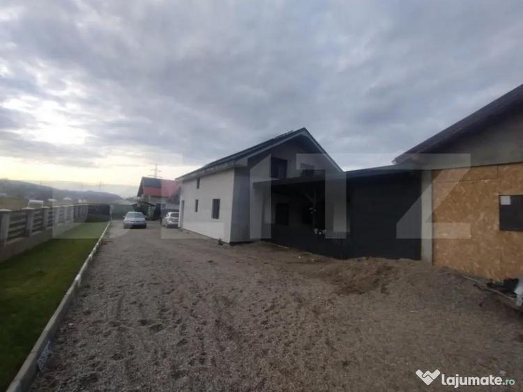 Casă cu 5 camere cu Teren 850 Mp în Central
