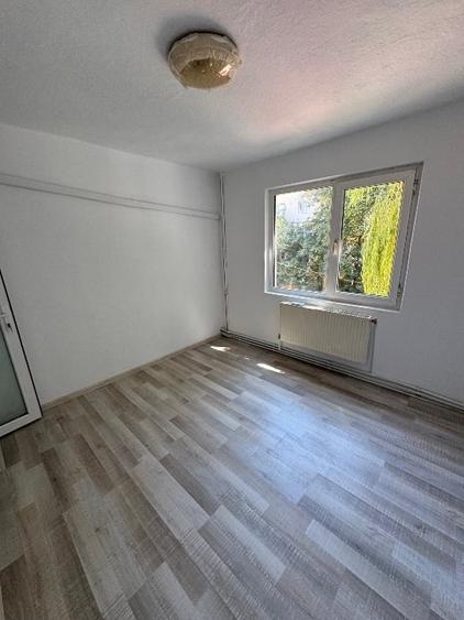 Apartament cu 2 camere semidecomandat în Nord