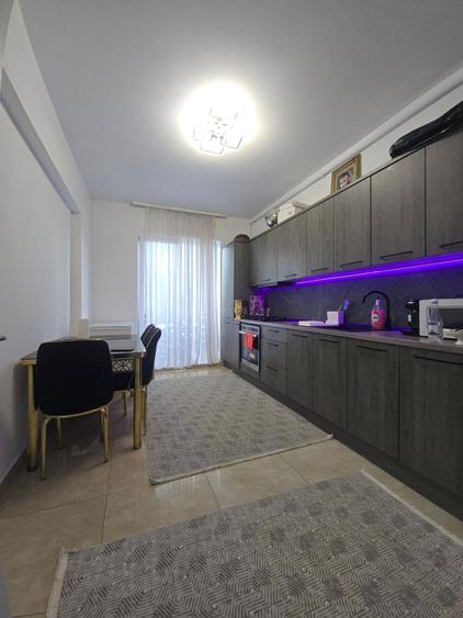 Apartament cu 2 camere decomandat în Dobroești