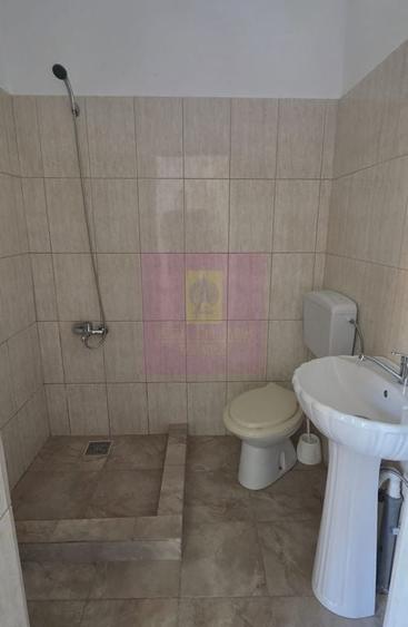 Casa cu 2 camere de vanzare in Campina - 3