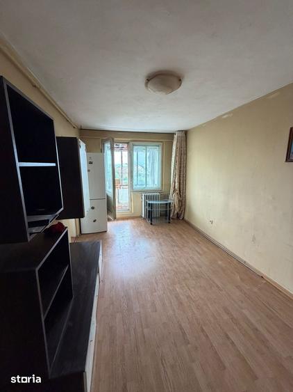 Garsonieră semidecomandată în Florilor
