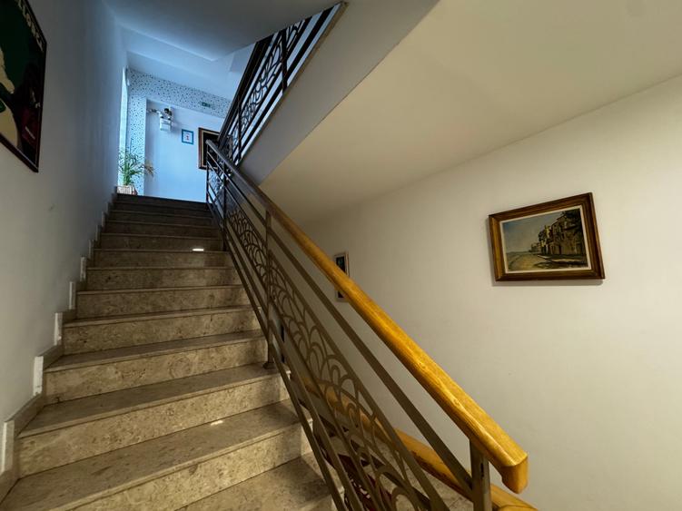 Spațiu comercial, de 703 mp, în Grivița