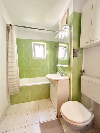 Apartament cu 3 camere decomandat, mobilat în 1 Mai