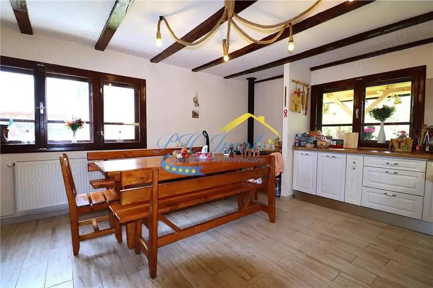 Casă cu 2 camere cu Teren 2208 Mp în Provița de Sus