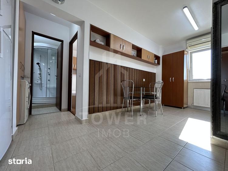 Apartament cu 3 camere decomandat, mobilat în Central