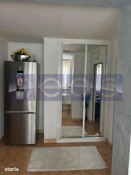 Apartament cu 3 camere decomandat în Dristor