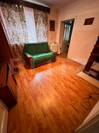 Casă individuală cu 5 camere cu Garaj în Hunedoara