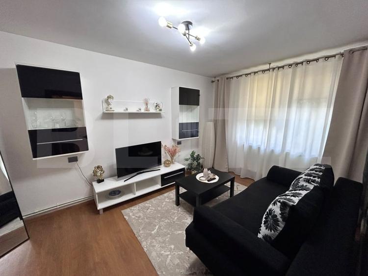 Apartament cu 2 camere decomandat, mobilat în Rovine