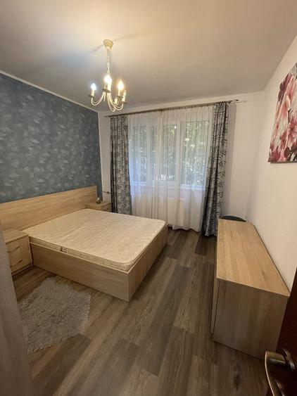 Apartament cu 2 camere semidecomandat, mobilat în Gorjului