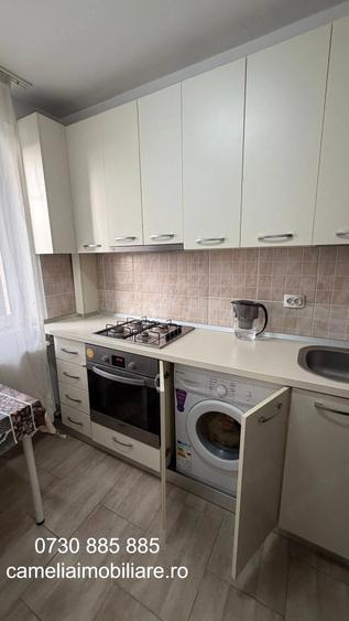 Apartament cu 3 camere semidecomandat în Mărășești