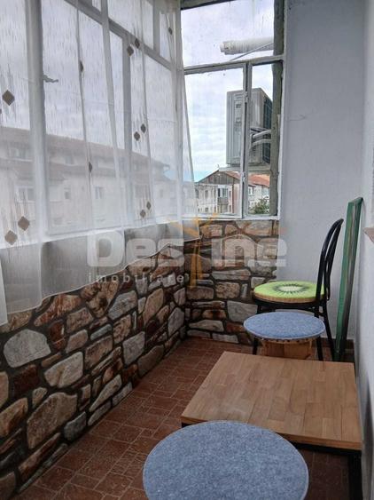 Apartament cu 2 camere semidecomandat, mobilat în Dumbrăvița