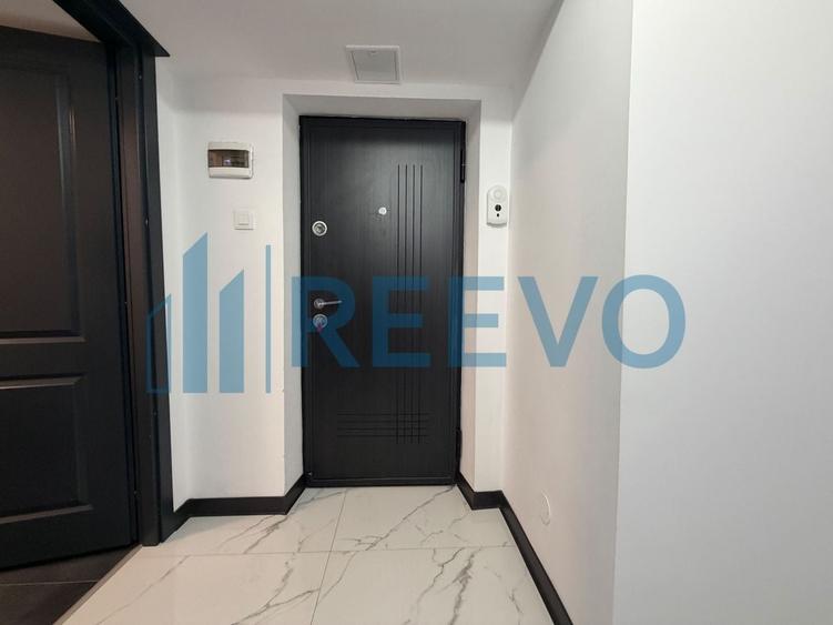 Apartament cu 3 camere decomandat, mobilat în 9 Mai