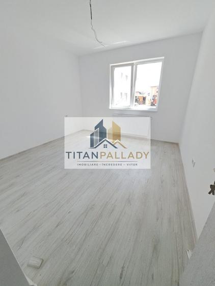 Apartament cu 3 camere decomandat în Theodor Pallady