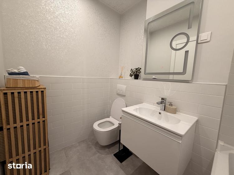 Apartament cu 3 camere în Dămăroaia