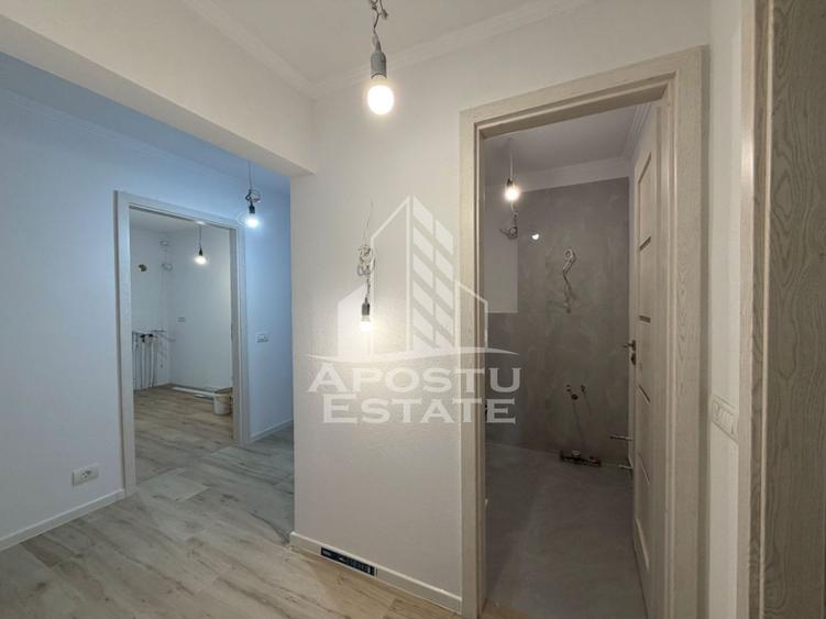 Apartament cu 3 camere decomandat în Dâmbovița