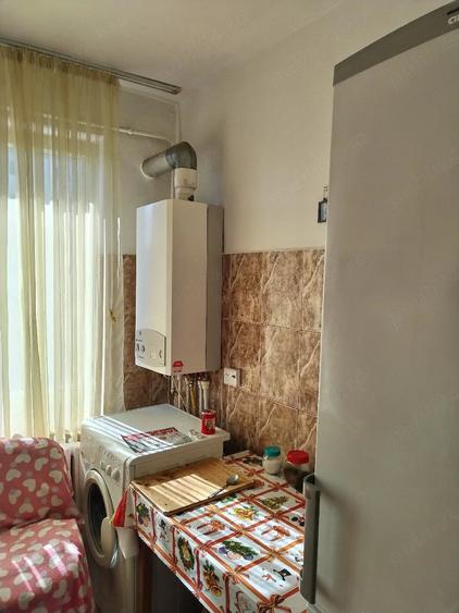 Apartament cu 2 camere decomandat în Exterior Vest