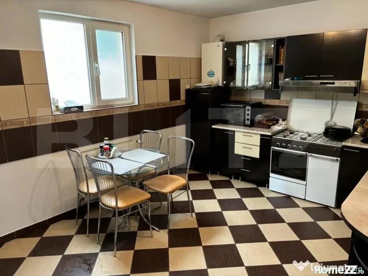 Casă cu 4 camere cu Teren 209 Mp în Micro 2
