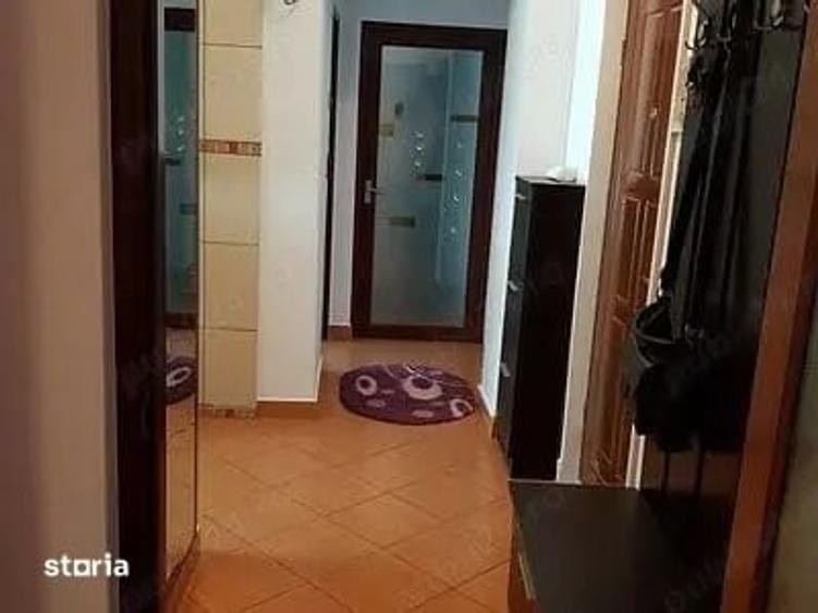 Apartament cu 2 camere decomandat în Centrul Civic
