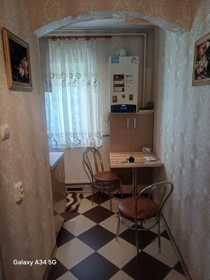 Garsonieră decomandată în Catane