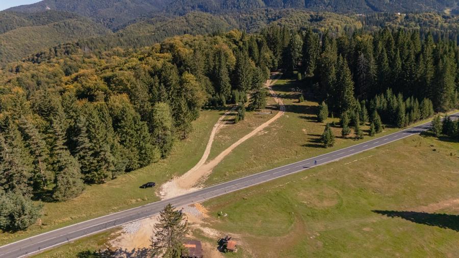 Teren Construcții intravilan de 10440 mp, în Drumul Poienii